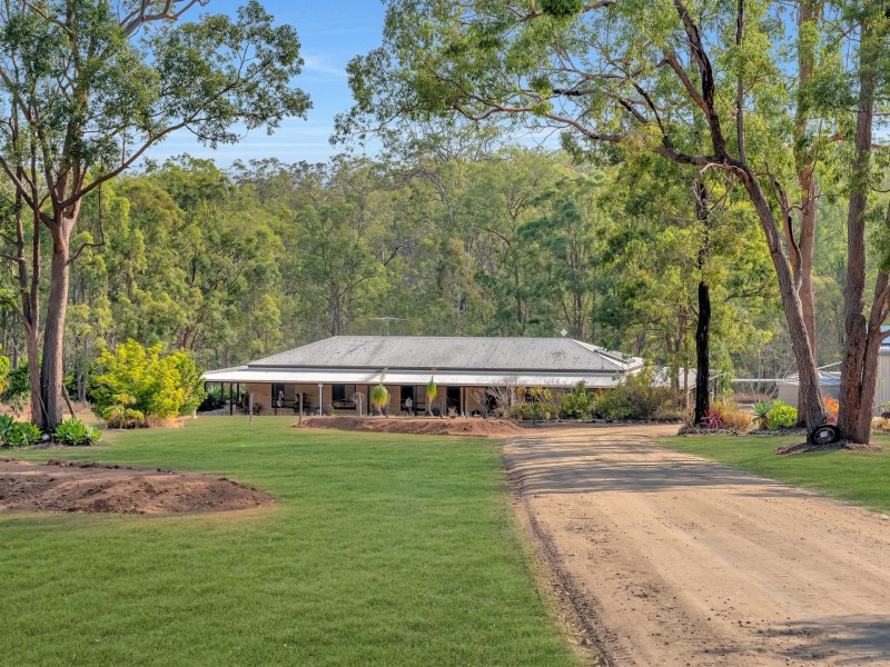 56 Buckingham Court, Mount Hallen QLD 4312