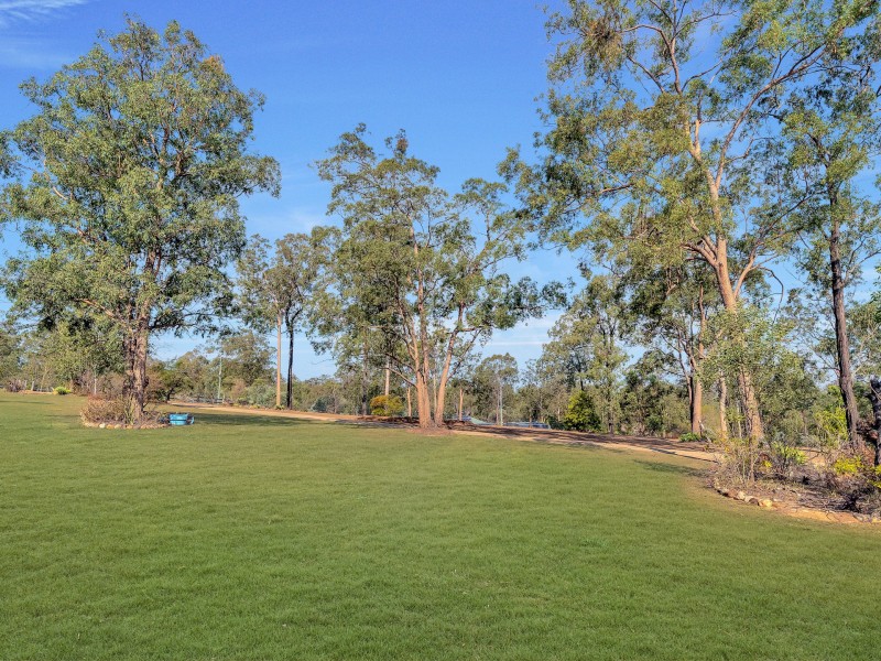 56 Buckingham Court, Mount Hallen QLD 4312