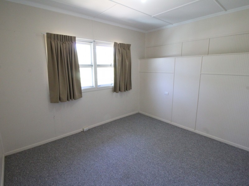 31 Mack Street, Esk QLD 4312