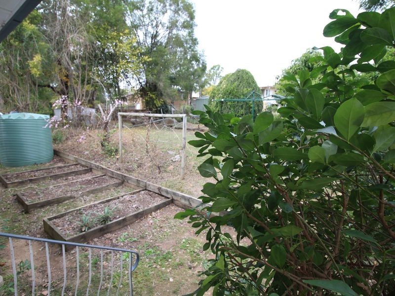70 Dingyarra Street, Toogoolawah QLD 4313