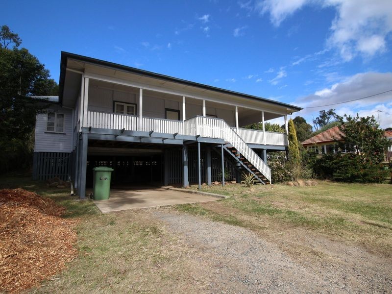 70 Dingyarra Street, Toogoolawah QLD 4313