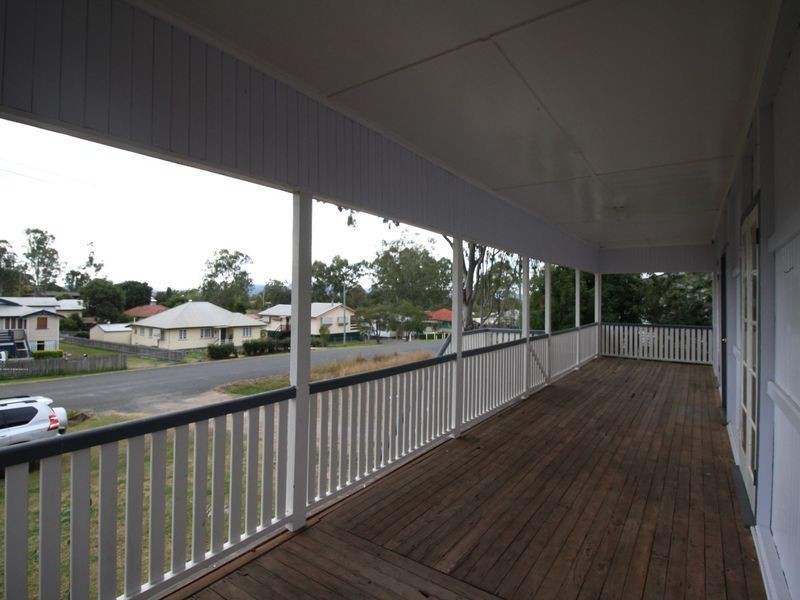 70 Dingyarra Street, Toogoolawah QLD 4313
