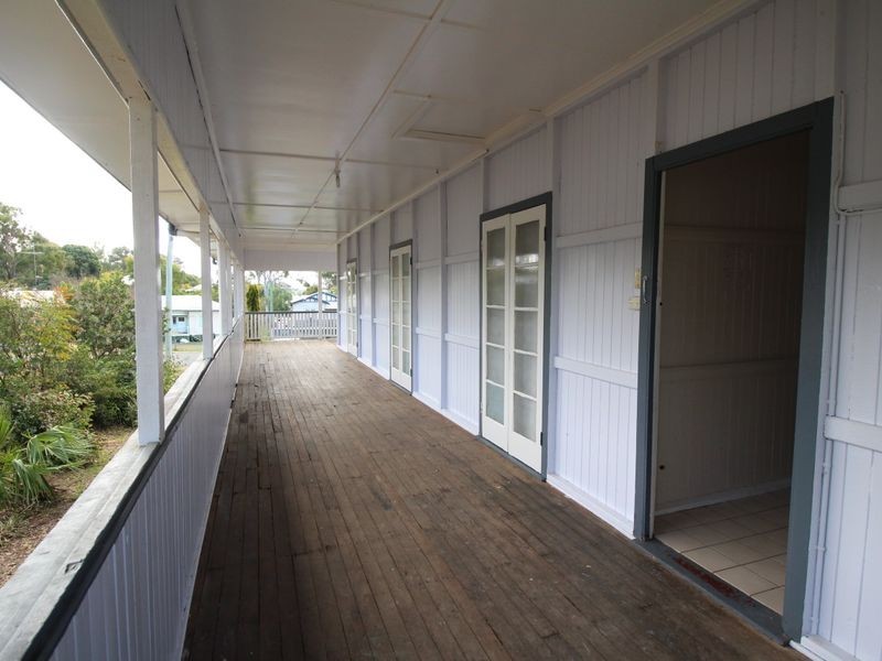 70 Dingyarra Street, Toogoolawah QLD 4313