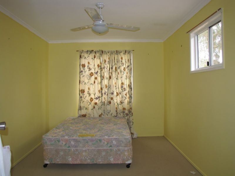15 Richard Street, Esk QLD 4312