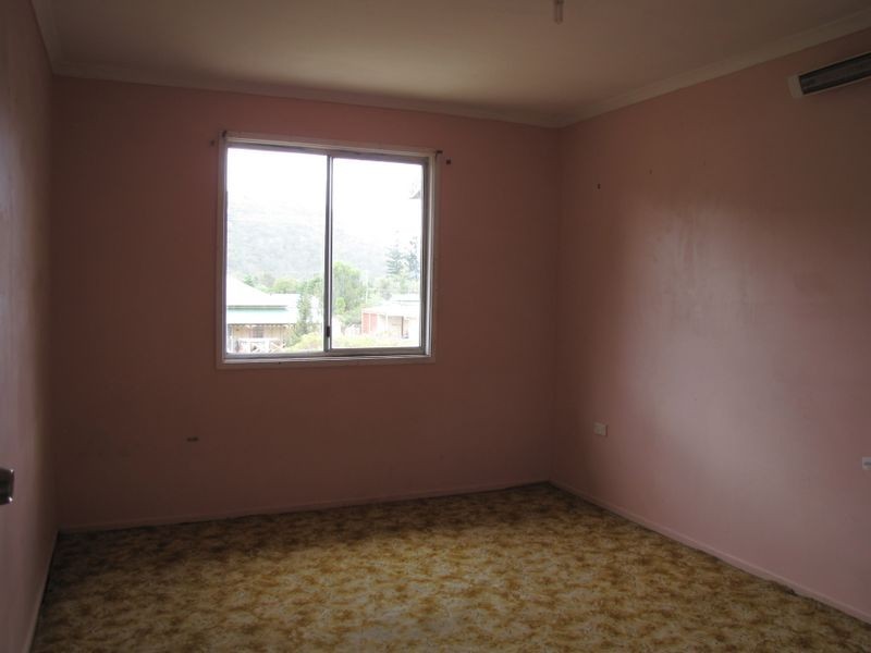 15 Richard Street, Esk QLD 4312