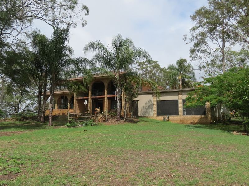 15 Crest Court, Esk QLD 4312