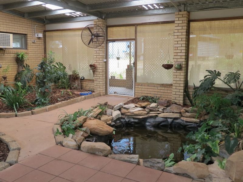 15 Crest Court, Esk QLD 4312