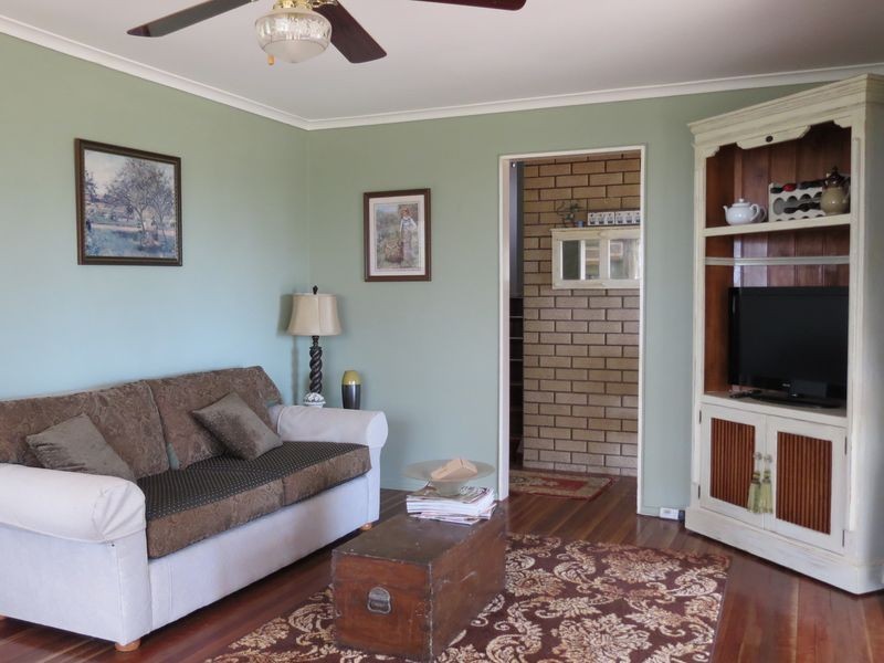 15 Crest Court, Esk QLD 4312