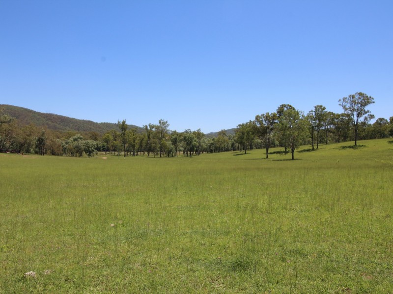 1555 Esk Crows Nest Road, Biarra QLD 4313