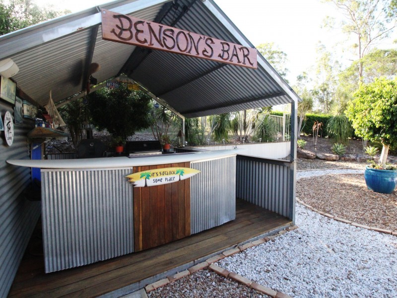 235 Edinburgh Drive, Mount Hallen QLD 4312