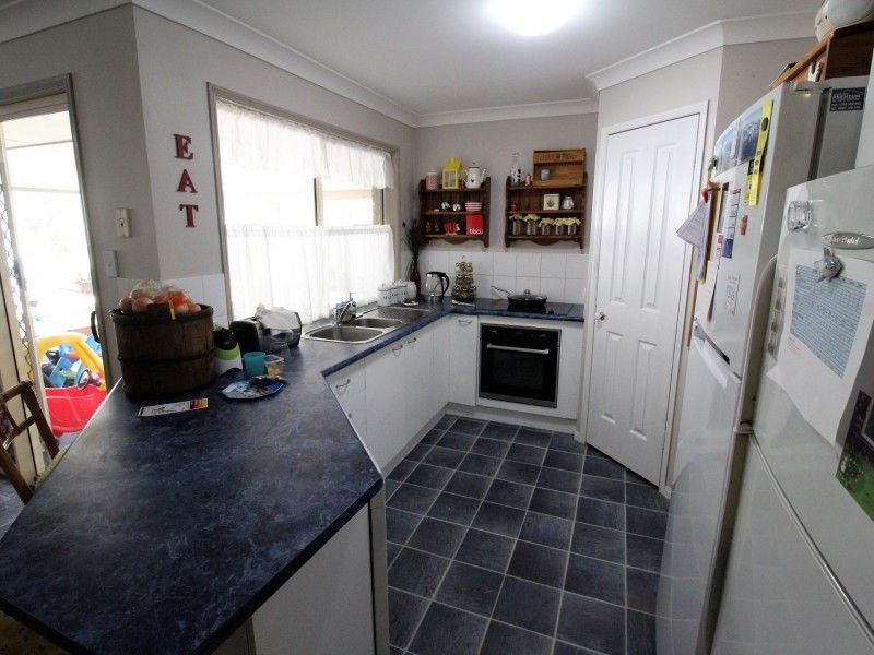 12 Davillea Court, Fernvale QLD 4306