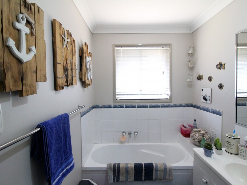 12 Davillea Court, Fernvale QLD 4306