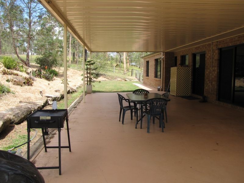 120 Edinburgh Drive, Esk QLD 4312
