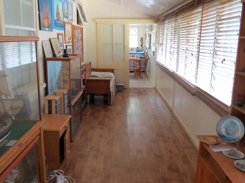 20 Down Street, Esk QLD 4312