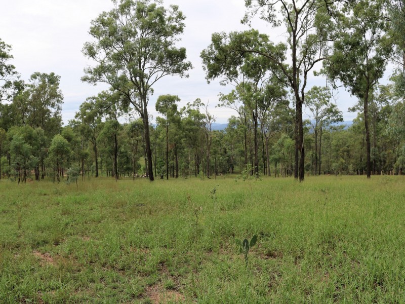 303 Clarendon Road, Rifle Range QLD 4311
