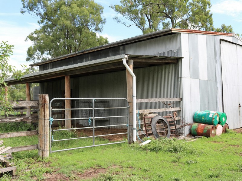 303 Clarendon Road, Rifle Range QLD 4311