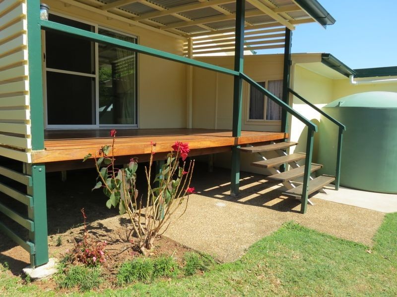15 Russell Street, Esk QLD 4312