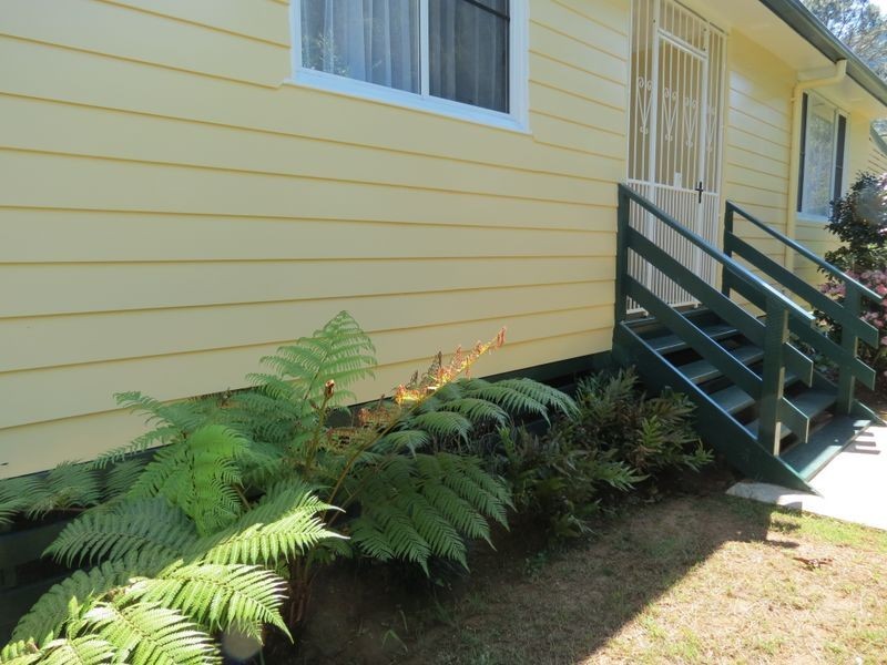 15 Russell Street, Esk QLD 4312