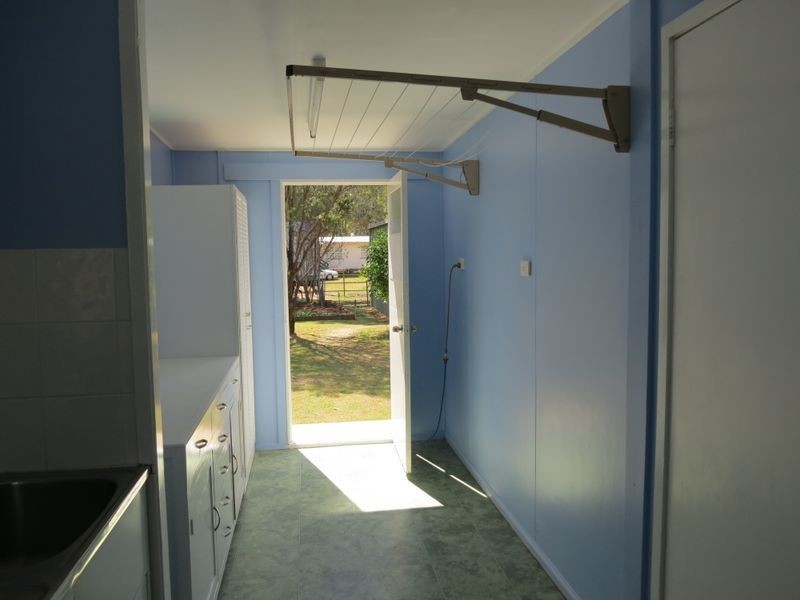 15 Russell Street, Esk QLD 4312