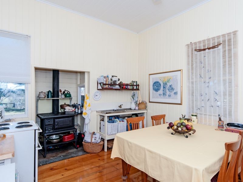 48 Bellambi Street, Toogoolawah QLD 4313