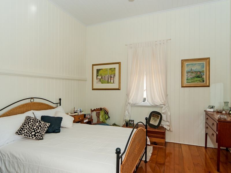 48 Bellambi Street, Toogoolawah QLD 4313