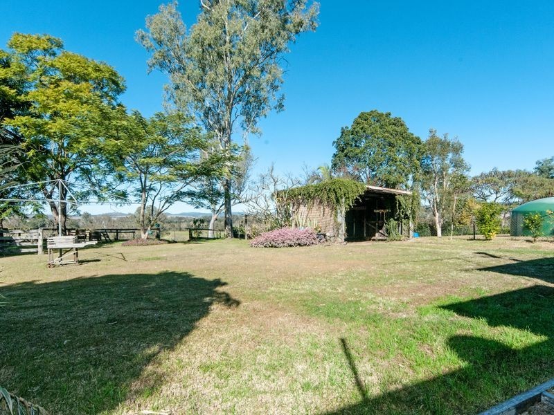 48 Bellambi Street, Toogoolawah QLD 4313