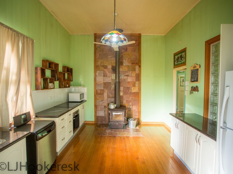 391 Crossdale Road, Somerset Dam QLD 4312