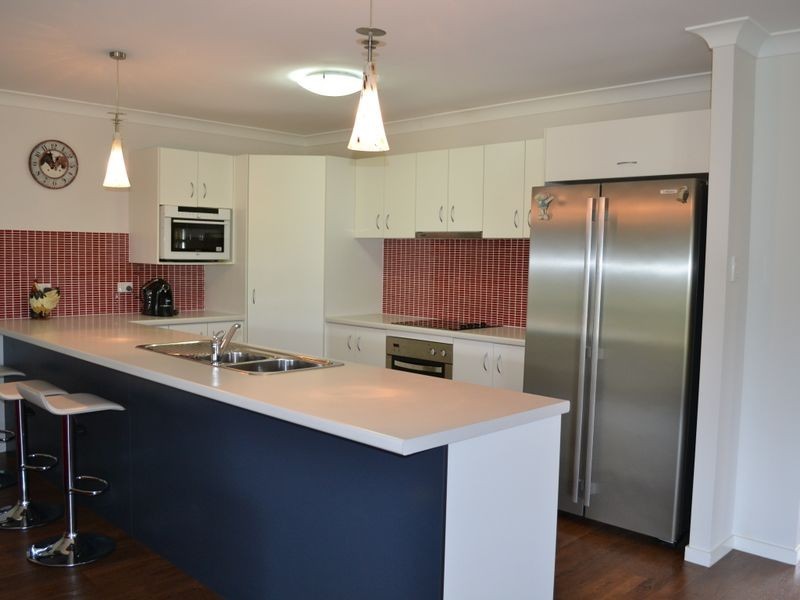 34 Countess Court, Mount Hallen QLD 4312