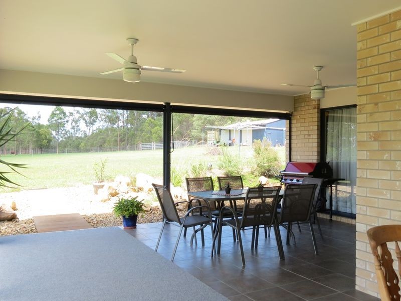 34 Countess Court, Mount Hallen QLD 4312
