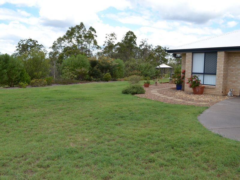 34 Countess Court, Mount Hallen QLD 4312