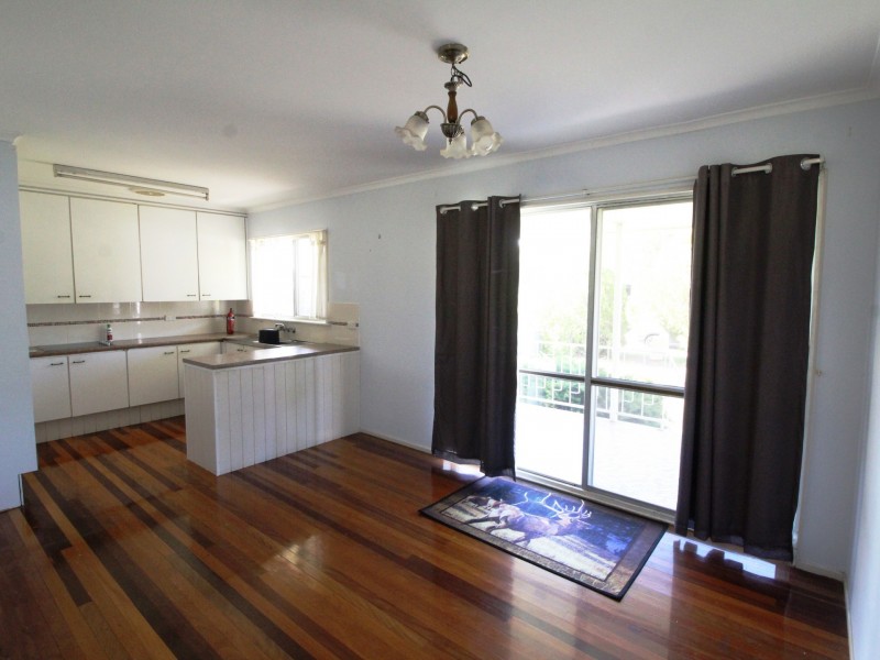 186 Ipswich Street, Esk QLD 4312