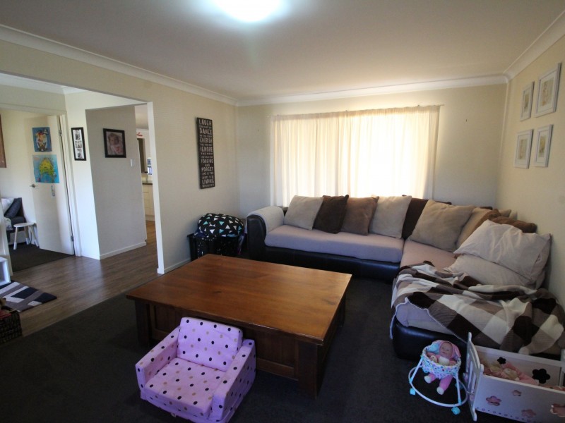 18 Jelica Place, Esk QLD 4312