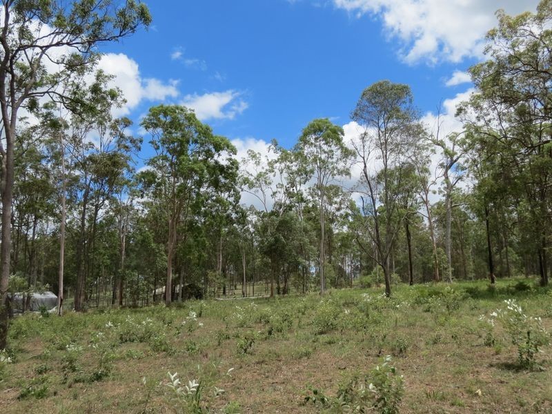 29 Balmoral  Court, Mount Hallen QLD 4312