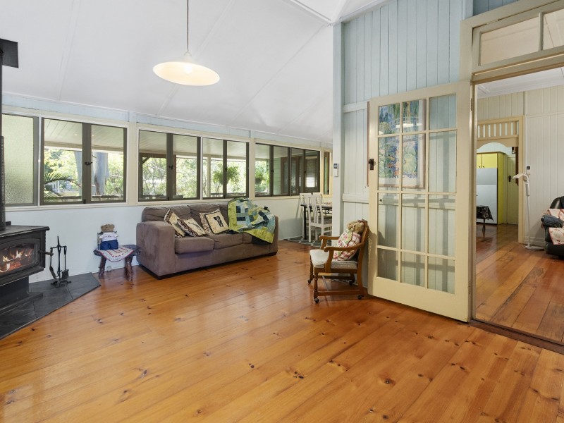 20 Creek Street, Esk QLD 4312