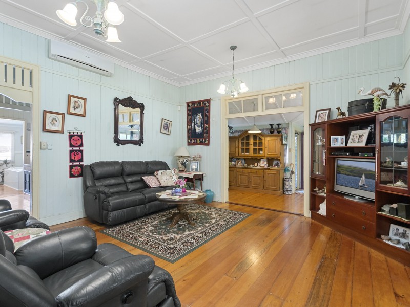 20 Creek Street, Esk QLD 4312