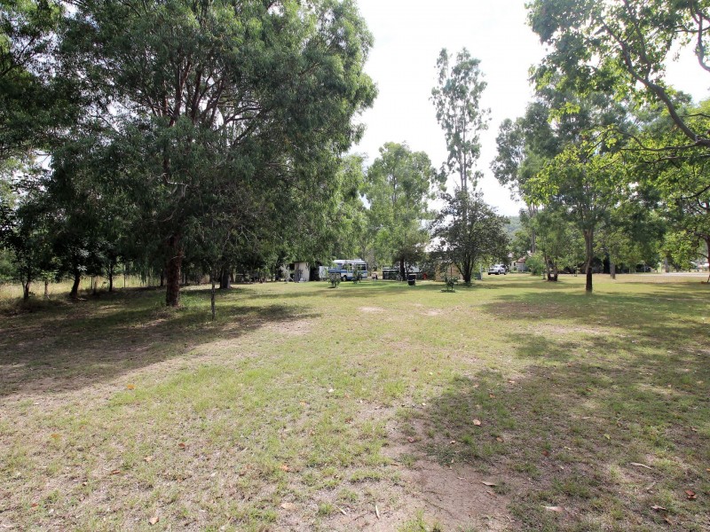 1 School Street, Moore QLD 4306