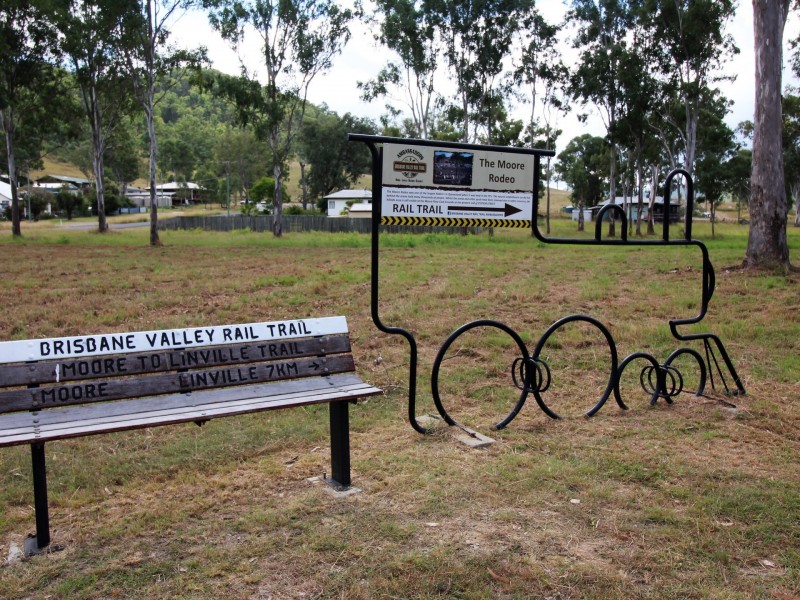 1 School Street, Moore QLD 4306