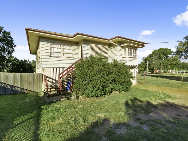 18-22 Factory Road, Toogoolawah QLD 4313