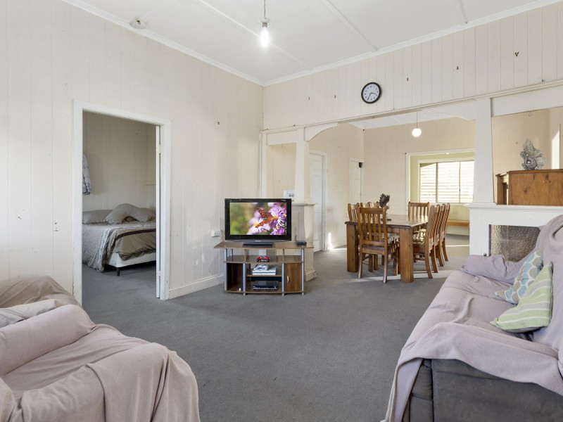 18-22 Factory Road, Toogoolawah QLD 4313