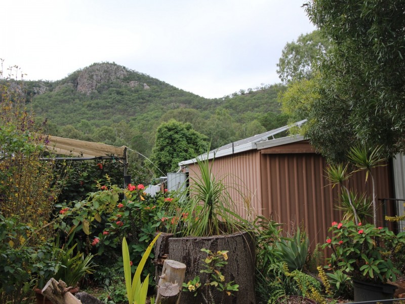 27 Francis Terrace, Esk QLD 4312