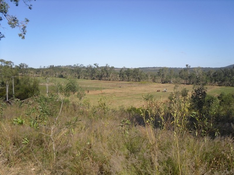 64 Selwyn Road, Esk QLD 4312