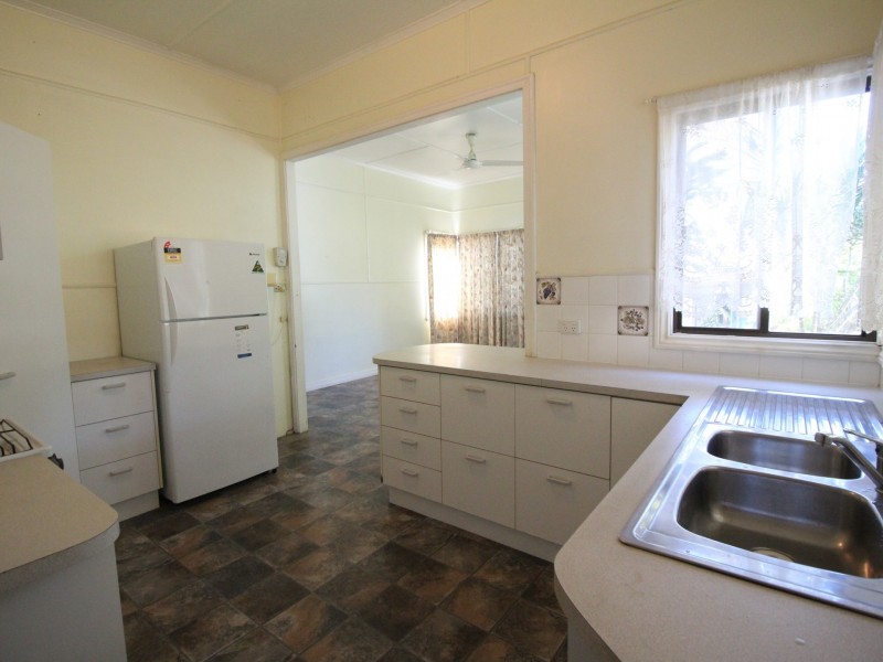 56 Fulham Street, Toogoolawah QLD 4313