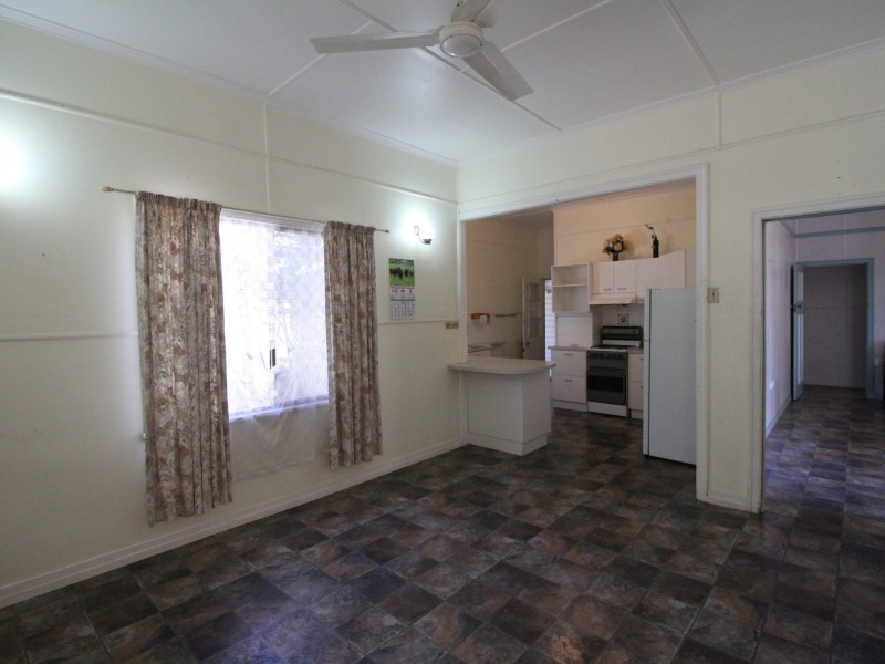 56 Fulham Street, Toogoolawah QLD 4313