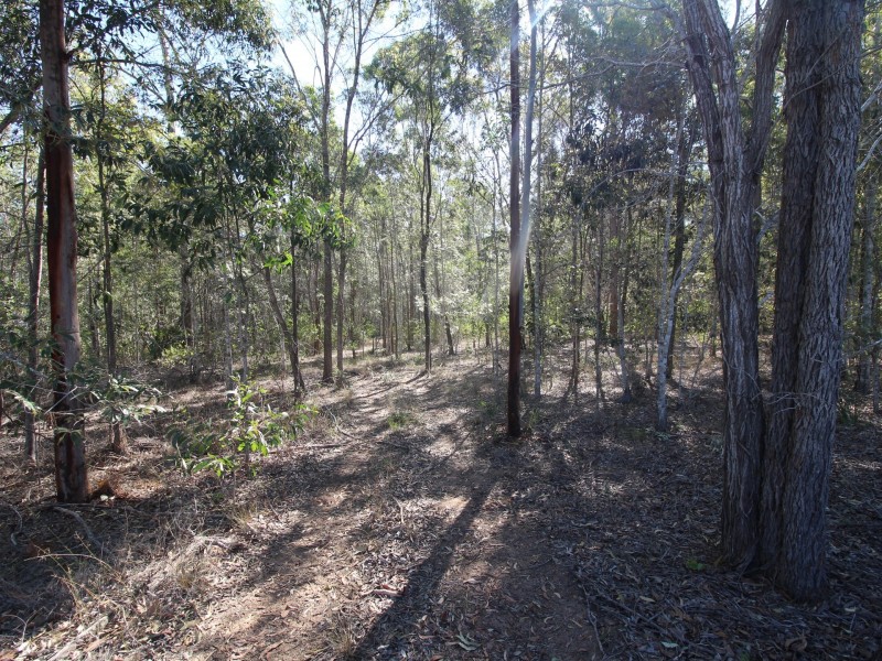 27 Royal Drive, Mount Hallen QLD 4312