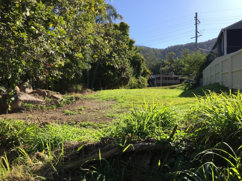 26 King Street, Somerset Dam QLD 4312