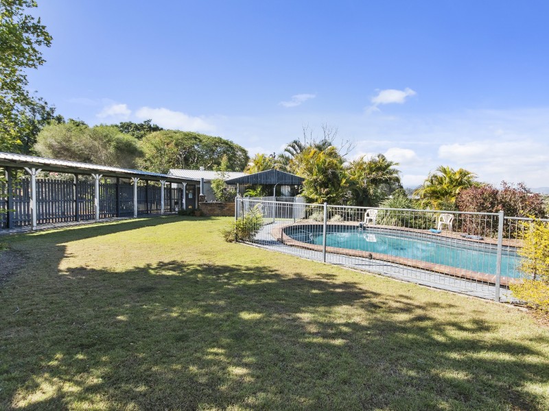124 Reinbotts Road, Lowood QLD 4311