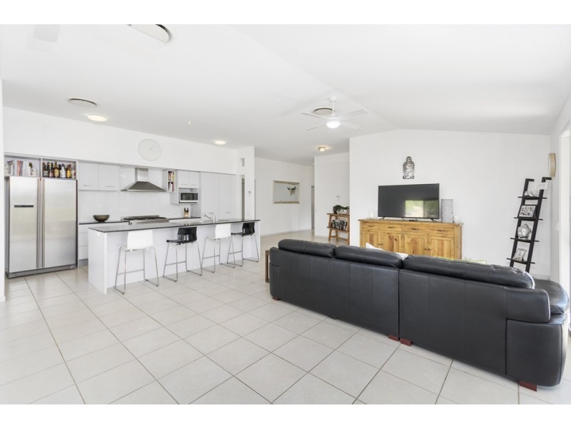 5 Janet Close, Fernvale QLD 4306