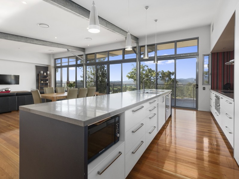 33 Meadow View Road, Fernvale QLD 4306