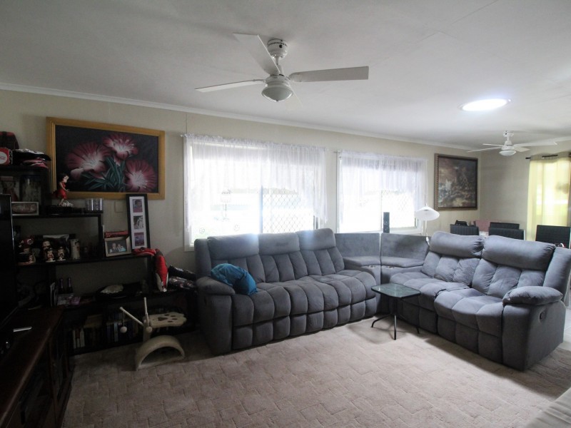 8 Barbour Street, Esk QLD 4312