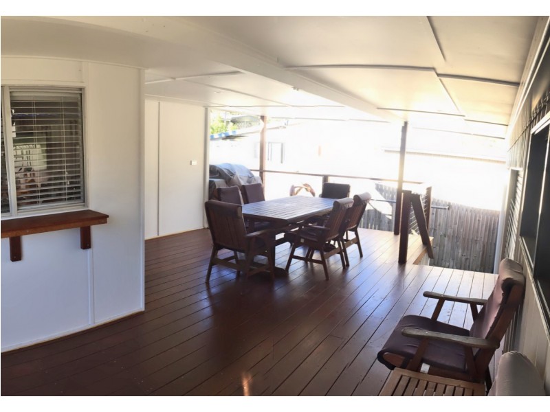 9 Third Avenue, Somerset Dam QLD 4312